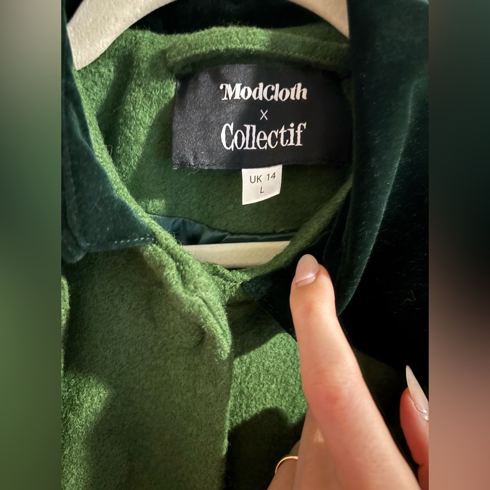 ModCloth x Collectif Sophisticate Coat & Cape - Picture 5 of 7